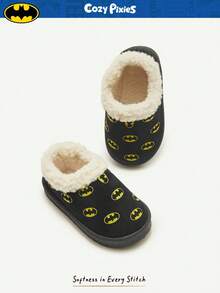 Cozy Pixies BATMAN X Cozy Pixies 1 Paar Jungen Schwarze DC Cartoon modische coole Design Fleece gefütterte warme Winter Hausschuhe, bequeme leichte Slip-On Lässig Baby Jungen Schuhe geeignet für den täglichen Gebrauch & Sport