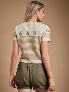 WESTFADE Suéter de punto de manga corta abombada, de corte relajado, con cuello redondo, con diseño de rayas y flores intarsia. Tops lindos para otoño, invierno, uso casual, estilo bohemio, western, para conciertos country.