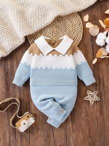 متعدد الألوان