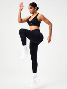 Seamluxe SHEIN Sport 1 pieza Sujetador deportivo sin costuras básico que absorbe la humedad, diseño de espalda cruzada, color negro - Negro - Ver 6