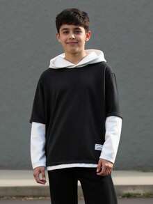SHEIN Tween Boy Casual Sports Loose Fit Korean Style Contrast Color Hooded Sweatshirt, Suitable For Commuting, School, Daily Casual Wear, Sports, Autumn/Winter Season, Kids Clothes, Tween Boy Clothes, School Clothes, Kids Sweatshirt Black And White, Tween Boys Sweatshirt Fall - Black - View 8