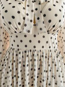 Dreamara Plus Size Women's White Polka Dot Mesh Print V-Neck Flare Sleeve A-Line Dress, Suitable For Autumn/Winter - Black and White - View 4