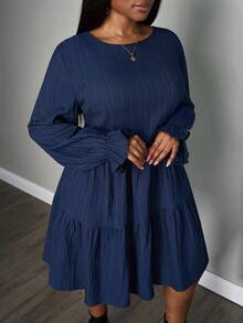 SHEIN PETITE CURVE Plus Size Women's Solid Color Crew Neck Long Sleeve Pleated Mini Casual Dress,Elegant Navy Blue Autumn Tea Party Style Plus Size Dress - Navy Blue - View 4
