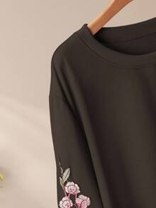 Lacomfia Casual Solid Color Round Neck Patch Sleeve Loose Regular Sweatshirt, Plus Size, Spring/Autumn - Brown - View 4