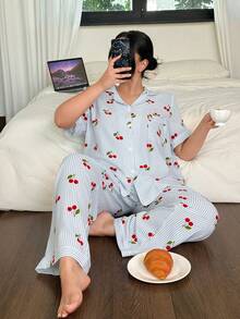 SHEIN 有领扣樱桃条纹印花短袖睡衣套装 - 藍色 - 查看 6