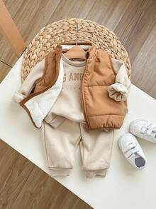 Noworodek, dziewczynka, śliczny, swobodny, dzianinowy sweter w kolorze khaki z długim rękawem, spodnie i kurtka polarowa - Kolor khaki - Zobacz 5