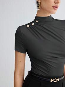 BizChic Áo thun nữ cổ bẻ kim loại thêu nút may tay thời trang thu đông 2025, thời trang hiện đại thanh lịch, trang phục công sở, phong cách cổ điển, đa năng, cơ bản, lãng mạn, thích hợp cho những dịp trang trọng, tiệc tùng, bãi biển, đám cưới, khách, chủ nhà, lễ hội nhạc đồng quê, bữa sáng, sân bay, ngày quốc khánh, năm mới, giáng sinh, halloween, lễ tạ ơn - Màu xám đen - Xem 7