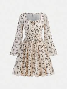 SHEIN Váy ôm sát cổ vuông tay loe họa tiết hoa kiểu Pháp cho bé gái tuổi mới lớn, váy tiên, váy công chúa, họa tiết hoa hồng, váy sinh nhật, đi chơi xuân/thu - Màu be - Xem 6