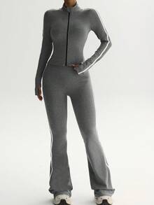 Dewbera Damen Herbst/Winter Sportset, Sportjacke mit engem Kragen, Reißverschluss, Langarm und Daumenöffnung, kombiniert mit hochgeschnittener Sporthose mit Kontraststreifen, 2-teiliges Outfit