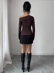 Rafferiza Autumn/Winter Fashion New Comfortable Ribbed Fabric Solid Color Sexy Asymmetric Neck Ruched Design Versatile Long Sleeve T-Shirt - Brown - View 2