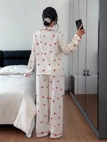 SHEIN 蝴蝶结印花翻领长袖上衣和裤子睡衣套装，秋冬服装 - 酒紅色 - 查看 2