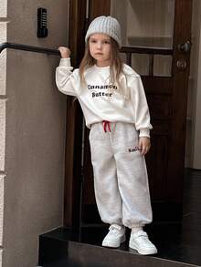 女童休闲英文标语刺绣羊毛宽松抽绳裤，适合秋季日常穿着和运动 - 淺灰色 - 查看 3