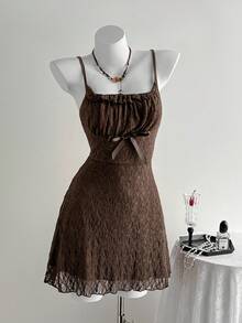 Sweetra 优雅法式蕾丝吊带背心裙，修身A字裙，高端时尚夏季新品 - 咖啡 - 查看 1