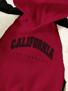 Cozy Pixies Conjunto de 3 piezas para bebé niño con sudadera con capucha de punto suave con estampado de letras minimalista, pantalones de cintura elástica y chaleco acolchado sin mangas