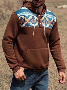 Manfinity Nomadique 男士秋季几何印花长袖口袋设计休闲抽绳连帽衫（不对称印花） - 彩色 - 查看 5