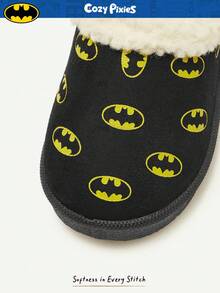 Cozy Pixies BATMAN X Cozy Pixies 1 Paar Jungen Schwarze DC Cartoon modische coole Design Fleece gefütterte warme Winter Hausschuhe, bequeme leichte Slip-On Lässig Baby Jungen Schuhe geeignet für den täglichen Gebrauch & Sport