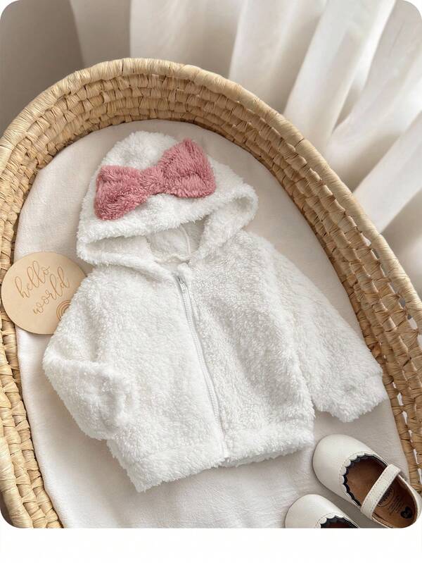 SHEIN Newborn Baby Girl Autumn/Winter Cute And Warm Hooded Jacket With Color Block And Furry Bow Decor