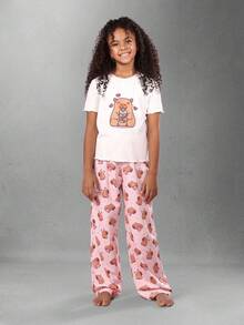 Bộ đồ ngủ hai mảnh hình gấu dễ thương SUMWON với thiết kế trà sữa trân châu Kawaii, áo thun gân và quần dài in họa tiết toàn thân, thích hợp cho bé gái mặc trong kỳ nghỉ đông, đi chơi hoặc du lịch. - Nhiều màu - Xem 6