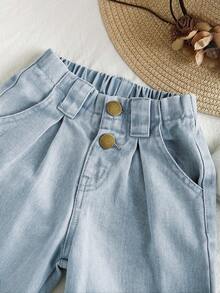 SHEIN Vintaside Kids 女婴时尚复古水洗宽松阔腿牛仔裤，舒适时尚，交叉腰带和阔腿设计，适合日常穿着，简约百搭。 - 中等水洗藍 - 查看 8