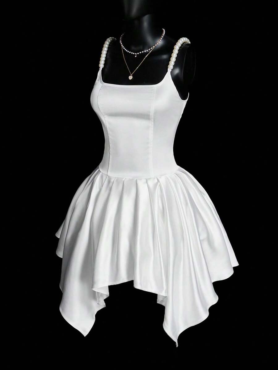 SHEIN ICON 女士白色针织不对称下摆 A 字形吊带背心迷你连衣裙，适合派对和休闲场合 - 白色 - 查看 1