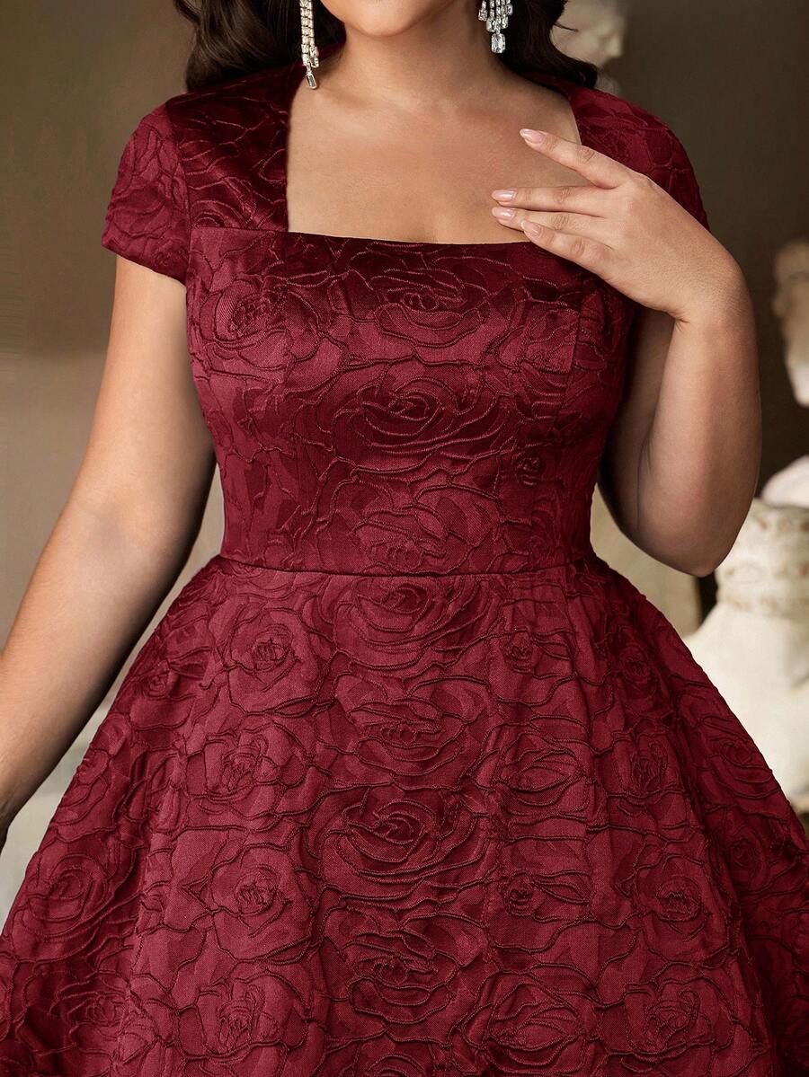 Aureia Vestido de gala formal de línea A con cuello de princesa, mangas de campana y tejido jacquard de lujo en verde oscuro para tallas grandes - Burdeos - Ver 1