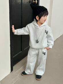 SHEIN 2pcs Kids Boys Casual Letter Print Hooded Loose Sweatshirt And Straight Loose Sweatpants Tracksuit Set, Comfortable For School, Garden, Beach, Birthday, Spring, Summer, Fall, Winter - Multicolor - View 5