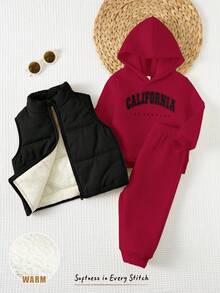 Cozy Pixies Conjunto de 3 piezas para bebé niño con sudadera con capucha de punto suave con estampado de letras minimalista, pantalones de cintura elástica y chaleco acolchado sin mangas