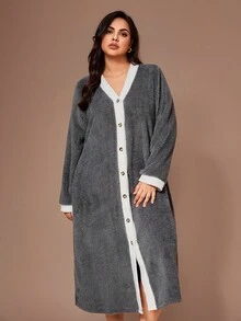 Lazeform 加大码撞色法兰绒长袖蓬松睡袍，女士冬季保暖舒适