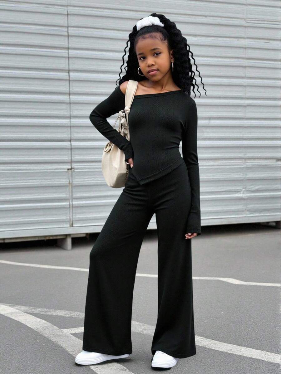 SHEIN Explorewe Set de 2 piezas: Top de manga larga ajustado con hombros oblicuos acanalados + Pantalones rectos para niñas preadolescentes - Negro - Ver 1