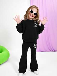 SHEIN 年轻女孩纯黑色/秋冬/针织休闲宽松心形印花运动衫和喇叭裤两件套运动衫套装 - 黑色 - 查看 13