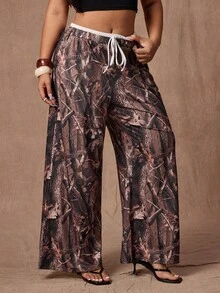 Rustia Calça Longa Estilo Streetwear com Cintura Ajustável por Cordão e Recortes em Plus Size