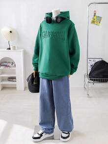 SHEIN Jersey con capucha verde informal para chicos adolescentes con texto en inglés en relieve, adecuado para otoño, invierno, calidez, universitario, ocio, uso diario, deporte, fiesta de cumpleaños, salida, todo a juego y diseño sencillo