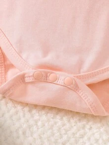 SHEIN 3件套新生儿可爱猫脸印花长袖连体衣、裤子+帽子套装，适合各种场合，春秋冬季皆可穿着