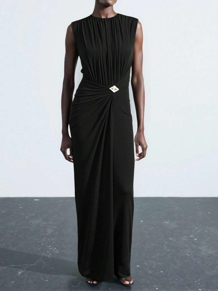 SHEIN Maija 2025 Autumn/Winter New Black Round Neck Ruched Waist Metal Button Decor Women's Dress, Elegant And Fashionable For Work, Office, Casual, Formal Occasions, Party, Wedding, Beach, Holiday, Christmas, Thanksgiving