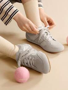 CUCCOO EASI Scarpe casual e sportive da donna con design a patchwork e punta tonda, scarpe da ginnastica in pelle PU leggera e comoda color kaki chiaro, adatte per uso quotidiano sia interno che esterno