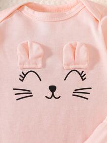 SHEIN 3件套新生儿可爱猫脸印花长袖连体衣、裤子+帽子套装，适合各种场合，春秋冬季皆可穿着