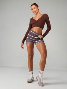 MISSGUIDED Langarm Ballettoptik Wickel-Top, Performancetop mit Kreuzausschnitt für Yoga, Training, Aktivbekleidung, Crop Top mit Kreuzüberschneidung