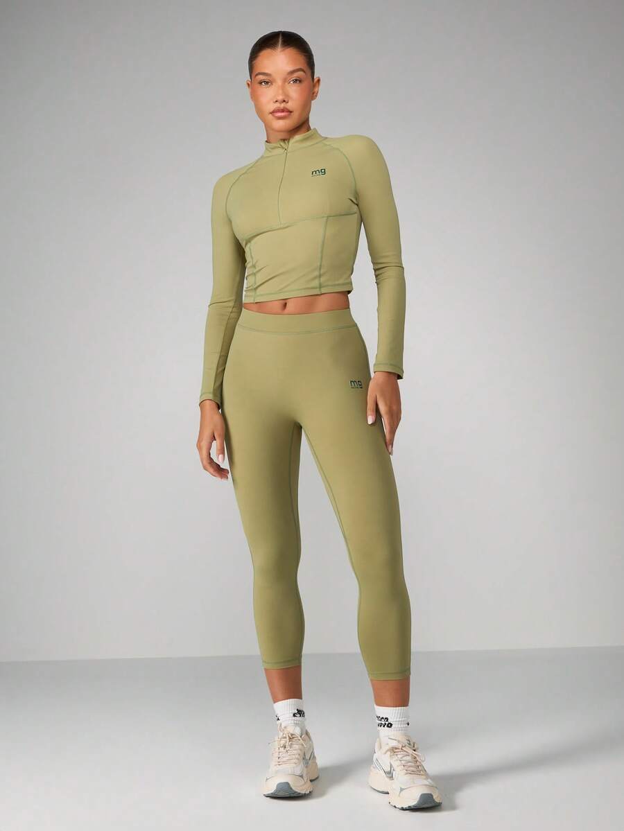 MISSGUIDED Active Performance Two Piece Workout Compression Set High Neck Half Zip Long Sleeve Crop Top And High Rise 7/8 Length Training Leggings Fitness Gym Set