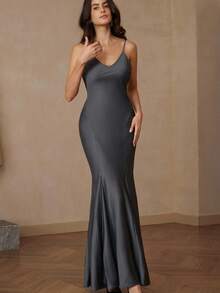 Revavyn Váy suông vải satin sang trọng, viền xòe, chắp vá, thắt eo - Xám - Xem 5