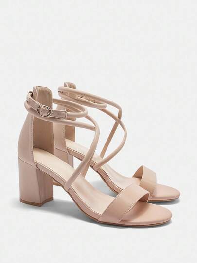 CUCCOO CURVES 大码女式时尚黑色绑带经典舒适踝带高跟凉鞋