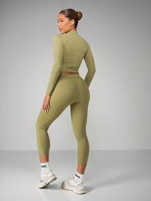 MISSGUIDED Active Performance Two Piece Workout Compression Set High Neck Half Zip Long Sleeve Crop Top And High Rise 7/8 Length Training Leggings Fitness Gym Set