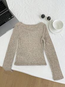 SHEIN 少女罗纹圆领弹力修身百搭长袖T恤，舒适冬季套头衫，秋冬保暖上衣，适合秋冬日常穿着、街头风、居家休闲，感恩节长袖上衣，适合日常穿着、庆祝活动、秋冬季节，轻松舒适，秋冬叠穿，时尚百搭。 - 卡其色 - 查看 2