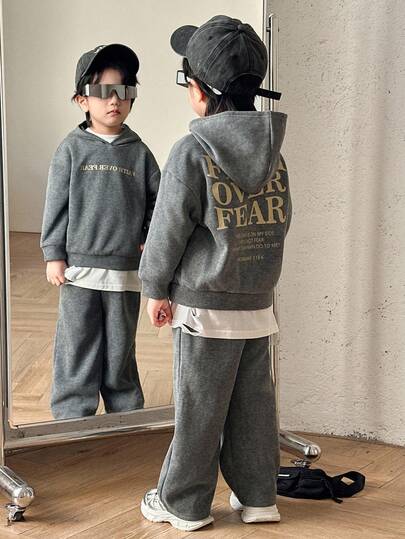 SHEIN 2 Stücke Jungen Lässig Street Fashion Koreanischer Stil Schneeflocke Kapuzenpullover und einfarbige Jogginghose mit elastischem Bund Set, geeignet für Schulanfang, Geburtstag, Babyparty, Feiertagsparty, Herbst/Winter