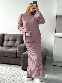 EURMUSE 女士休闲圆领落肩宽松大码舒适毛衣和超长褶皱 A 形裙 女士日常休闲针织套装 - 藕粉色 - 查看 5