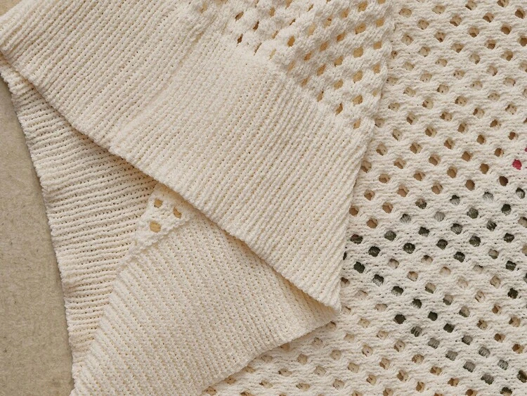 Elegant French Style Embroidered Floral Hollow Out Round Neck Plus Size Sweater, Autumn/Winter