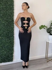 Andrea Bello Vestido ajustado y sexy sin espalda y sin mangas con decoración de flor de metal, otoño - Negro - Ver 4