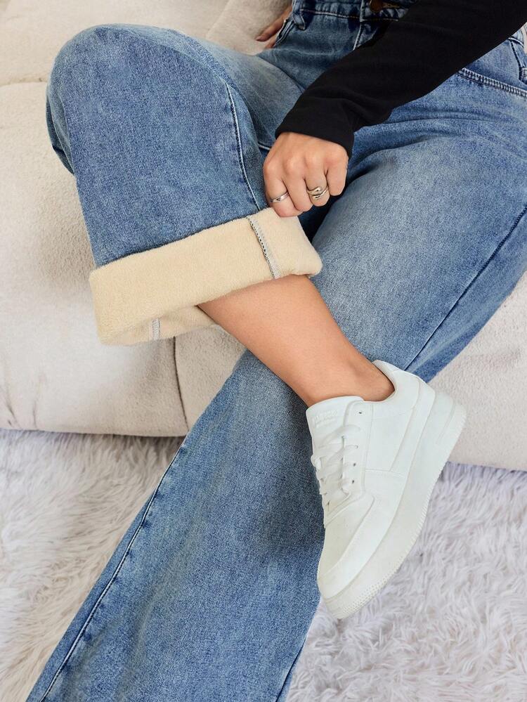 SHEIN Tall Calça Denim Feminina de Perna Larga Solta com Bolsos, Forrada Termicamente para Outono/Inverno, Calça Denim Azul Reta de Cintura Baixa Desgastada Forrada Termicamente para Sair no Inverno-Quente Cáqui - Lavagem Média - Visão 6