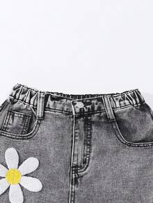 SHEIN ChillGRL 时尚少女长款蓝色牛仔裤，饰有迷人的花卉植绒，舒适的直筒裤型，70年代复古风。 - 灰色 - 查看 3