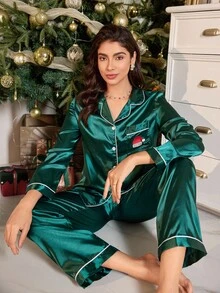SHEIN 2 Stück Weihnachts-Element bestickter Kragen Langarm Pyjama Set mit Taschen, Faux-Seide, Herbst-Winter Kleidung