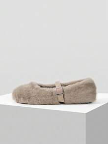 MOTF 女士时尚毛绒平底鞋，适合圣诞节 - 杏色 - 查看 4